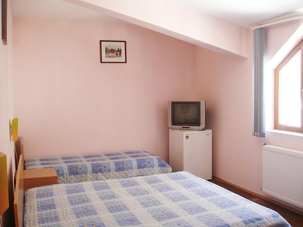 Hotel Restaurant Vodenitsata Berkovitsa Eksteriør billede